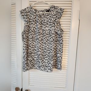 Halogen Size XL white/black blouse